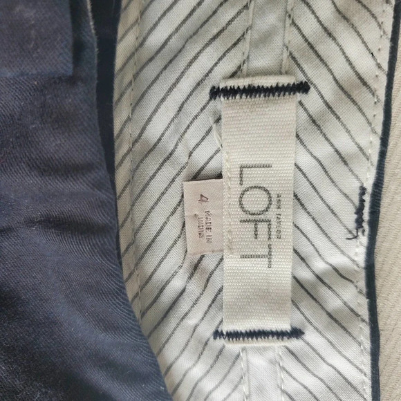 Ann Taylor Loft Size 4 Black Cotton Shorts - Picture 3 of 6